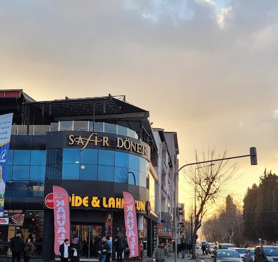 Safir Döner restaurant exterior